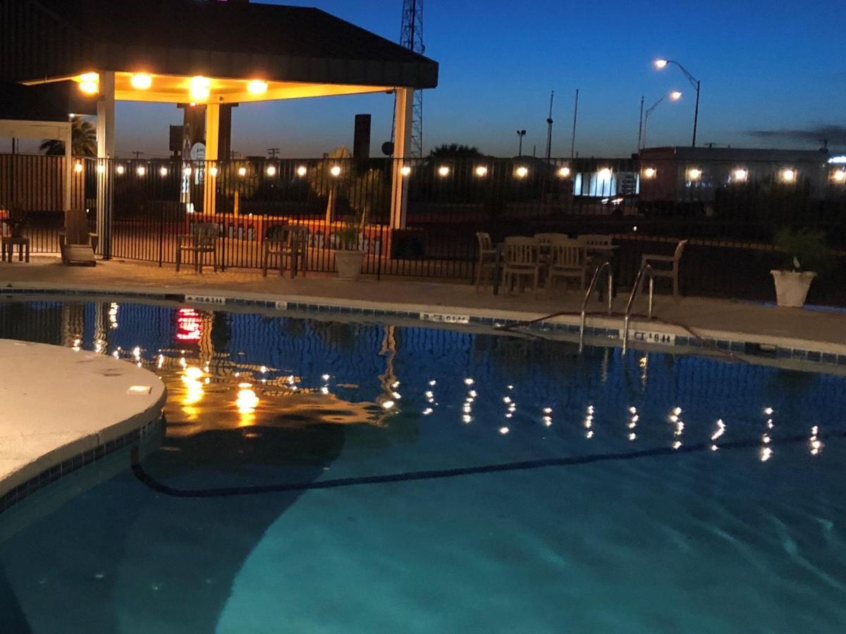 The Classic Desert Aire Hotel Alamogordo Εξωτερικό φωτογραφία