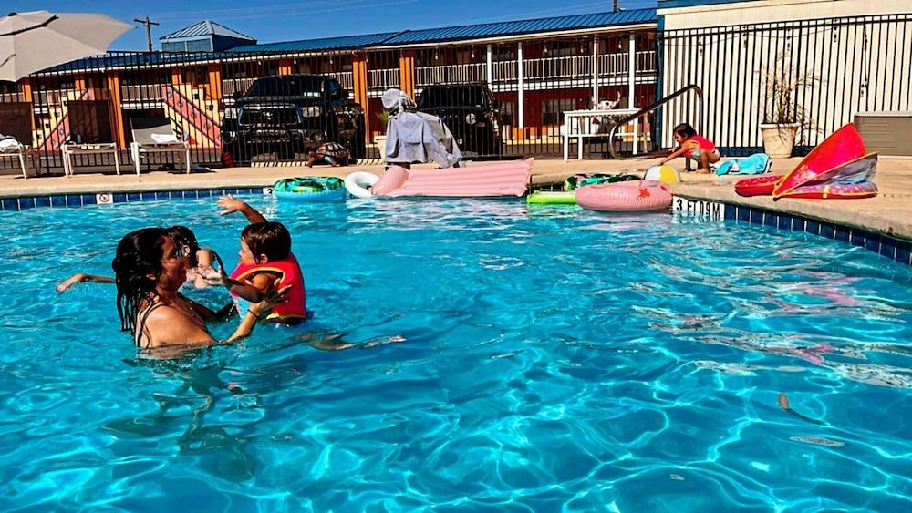 The Classic Desert Aire Hotel Alamogordo Εξωτερικό φωτογραφία